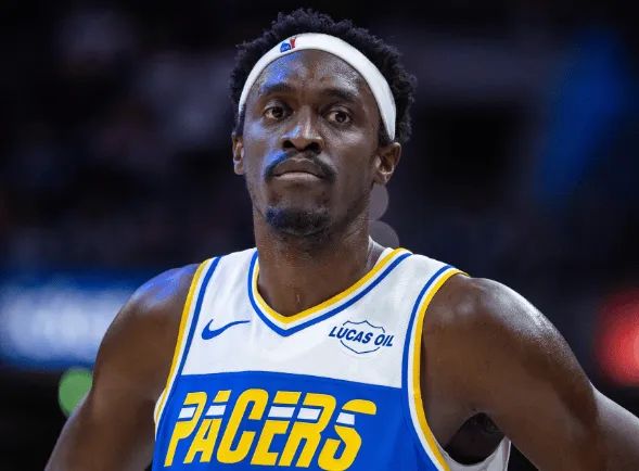 西亚卡姆在篮网比赛中突破纪录，挺进下一轮引发热议！的简单介绍